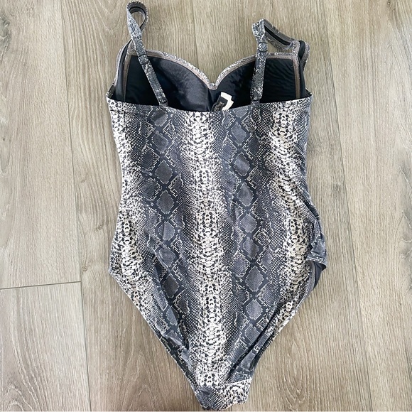 Bond-Eye Australia Snake Print One Piece Swimsuit Size 10 - Picture 3 of 5